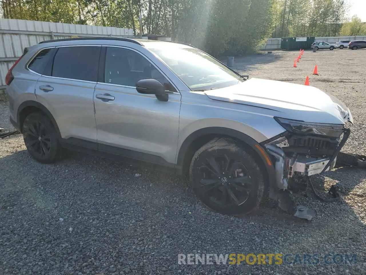 4 Photograph of a damaged car 7FARS6H97PE020995 HONDA CRV 2023
