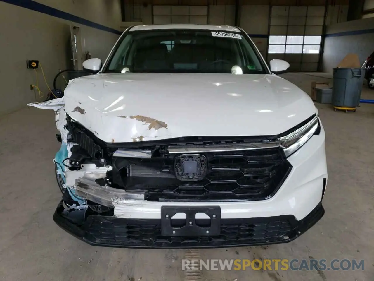 5 Photograph of a damaged car 2HKRS3H43RH324733 HONDA CRV 2024