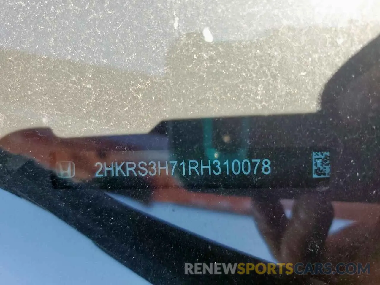 14 Photograph of a damaged car 2HKRS3H71RH310078 HONDA CRV 2024