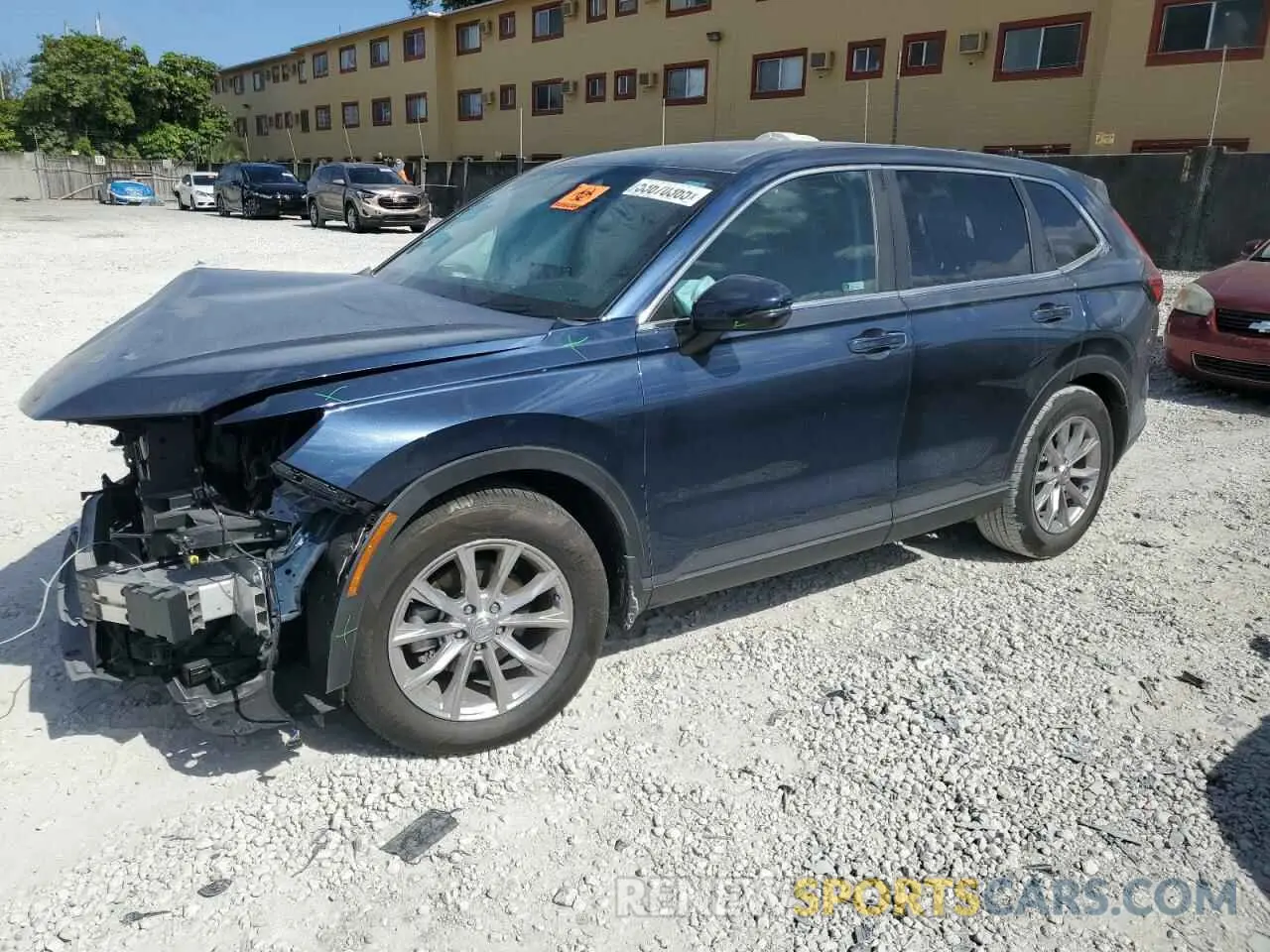 1 Photograph of a damaged car 2HKRS3H72RH331067 HONDA CRV 2024