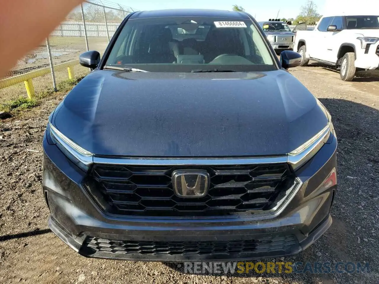5 Photograph of a damaged car 2HKRS3H75RH317860 HONDA CRV 2024