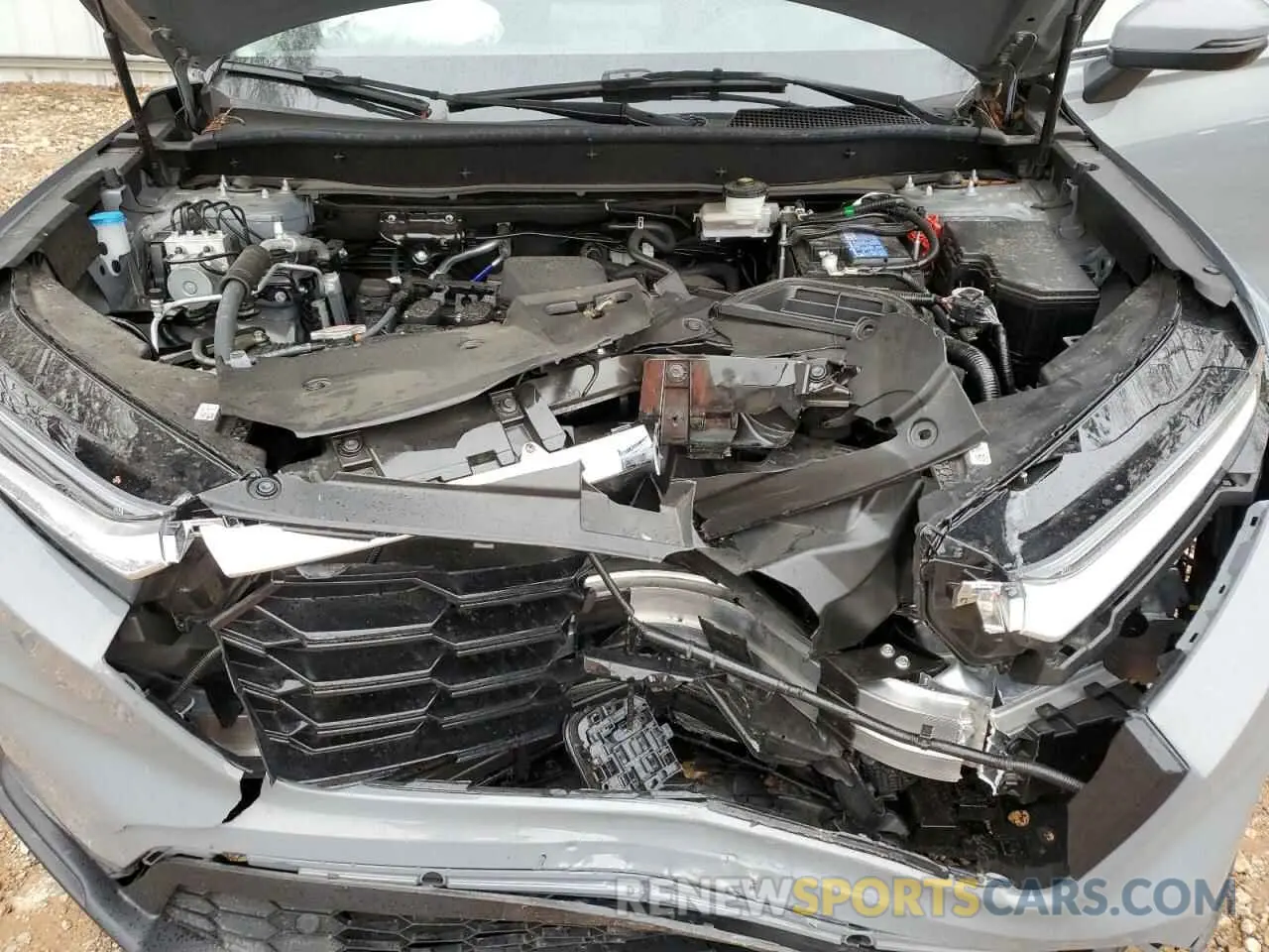 14 Photograph of a damaged car 2HKRS3H76RH305586 HONDA CRV 2024