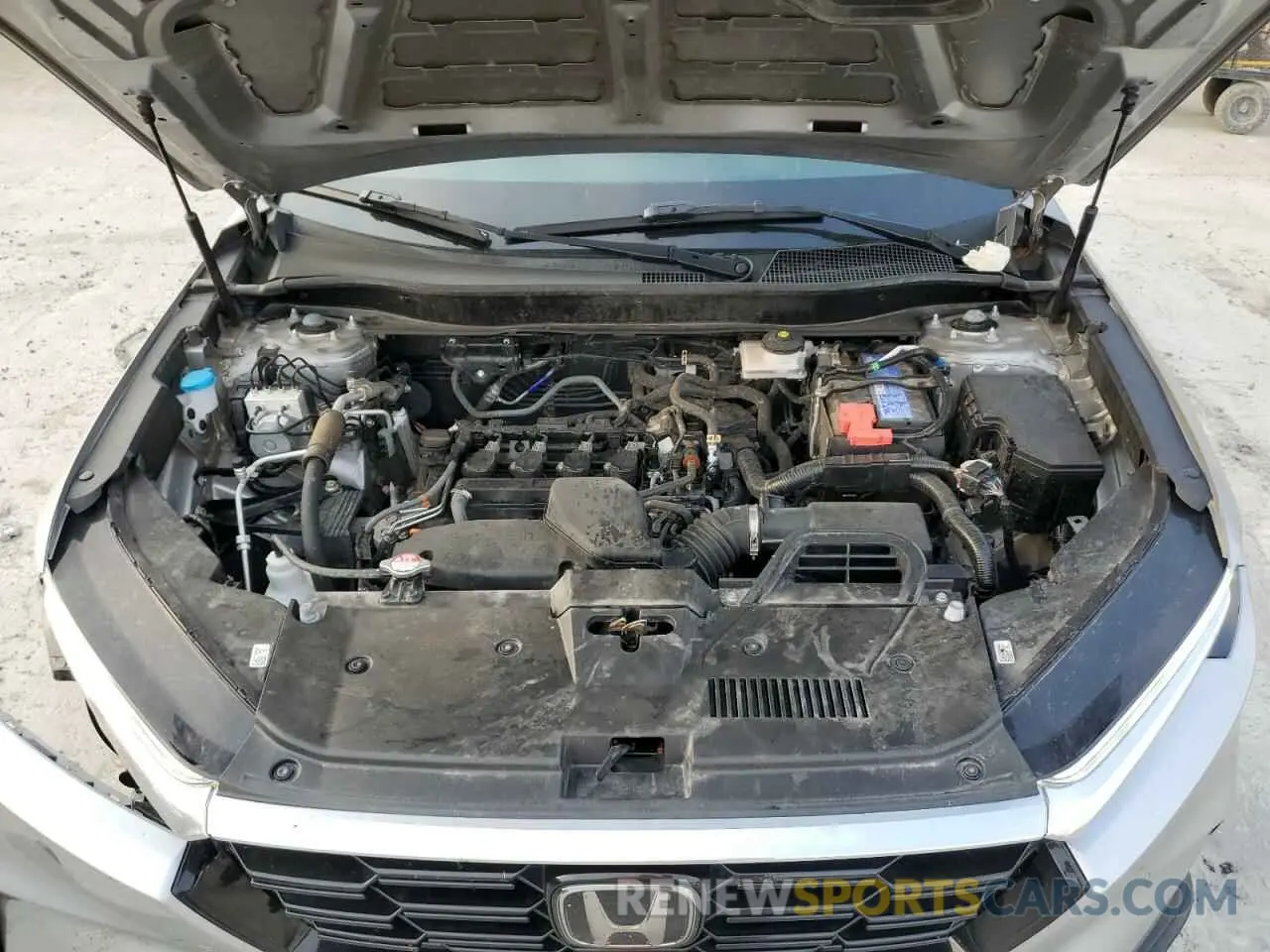 11 Photograph of a damaged car 2HKRS3H78RH304097 HONDA CRV 2024