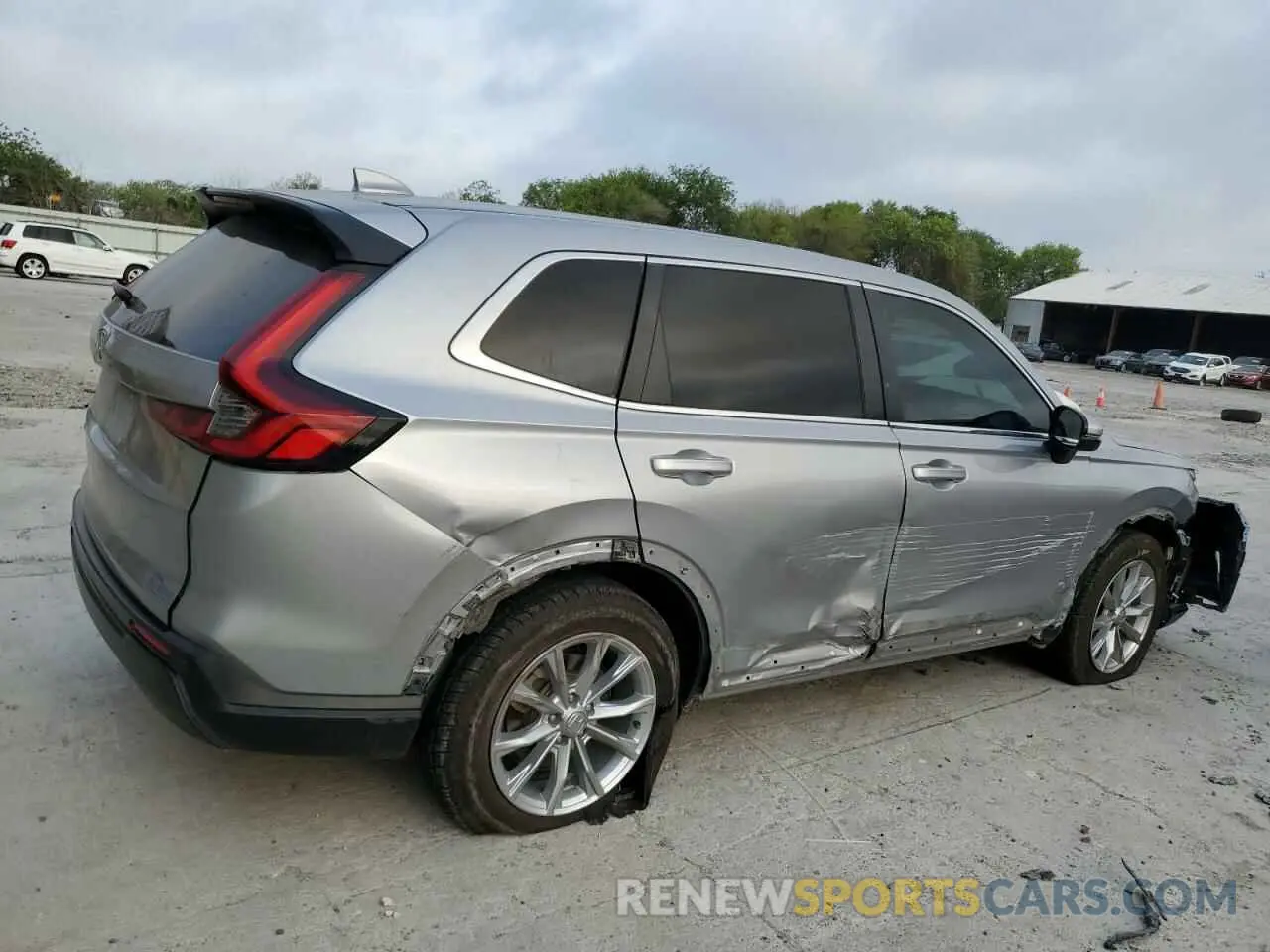 3 Photograph of a damaged car 2HKRS3H78RH304097 HONDA CRV 2024
