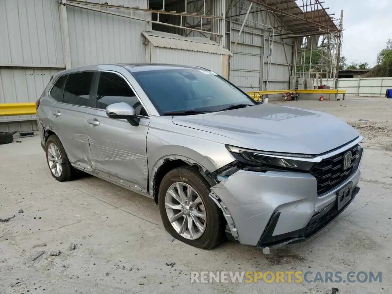 4 Photograph of a damaged car 2HKRS3H78RH304097 HONDA CRV 2024