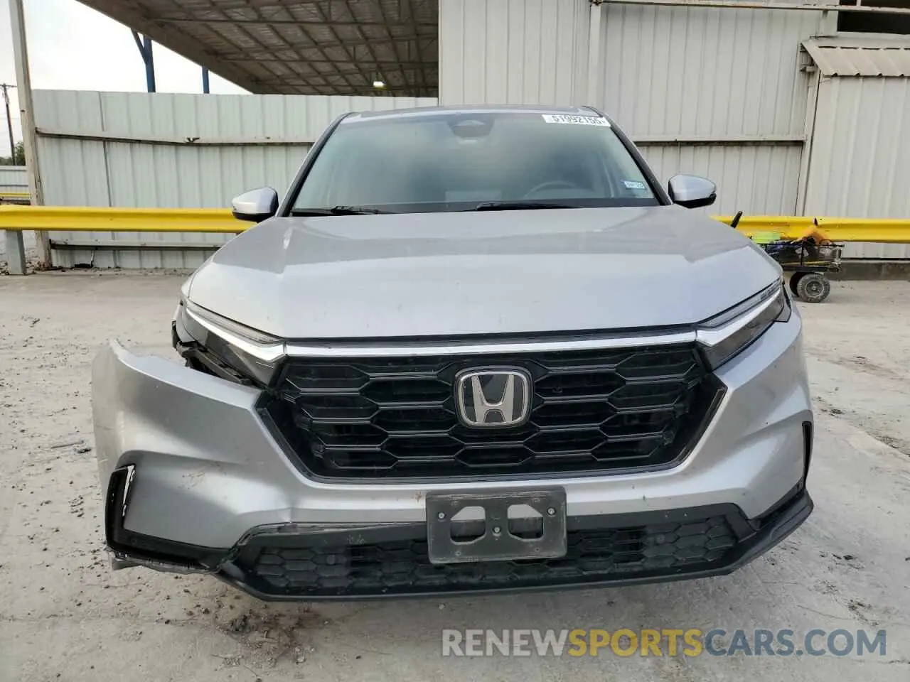 5 Photograph of a damaged car 2HKRS3H78RH304097 HONDA CRV 2024