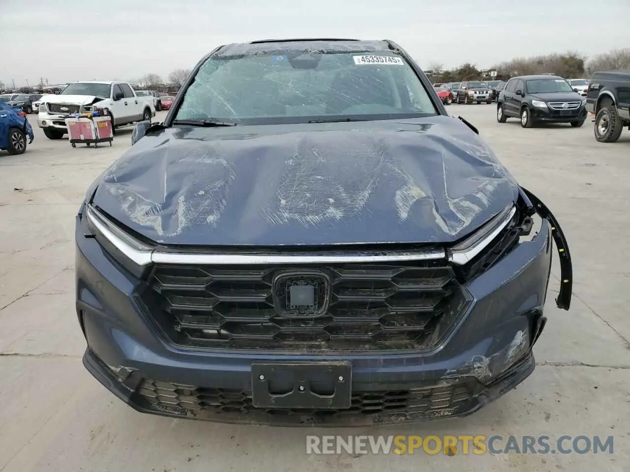5 Photograph of a damaged car 2HKRS3H79RH307557 HONDA CRV 2024