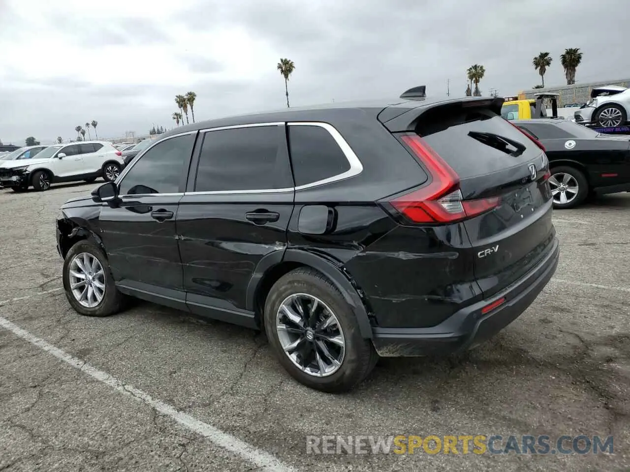 2 Photograph of a damaged car 2HKRS3H79RH324889 HONDA CRV 2024