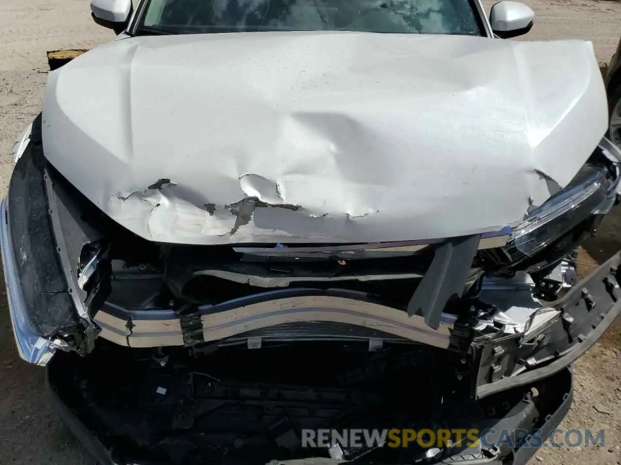 12 Photograph of a damaged car 2HKRS4H27RH448282 HONDA CRV 2024