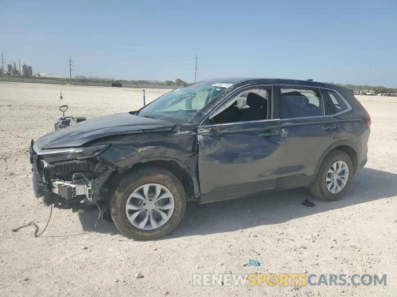 1 Photograph of a damaged car 2HKRS4H28RH432396 HONDA CRV 2024