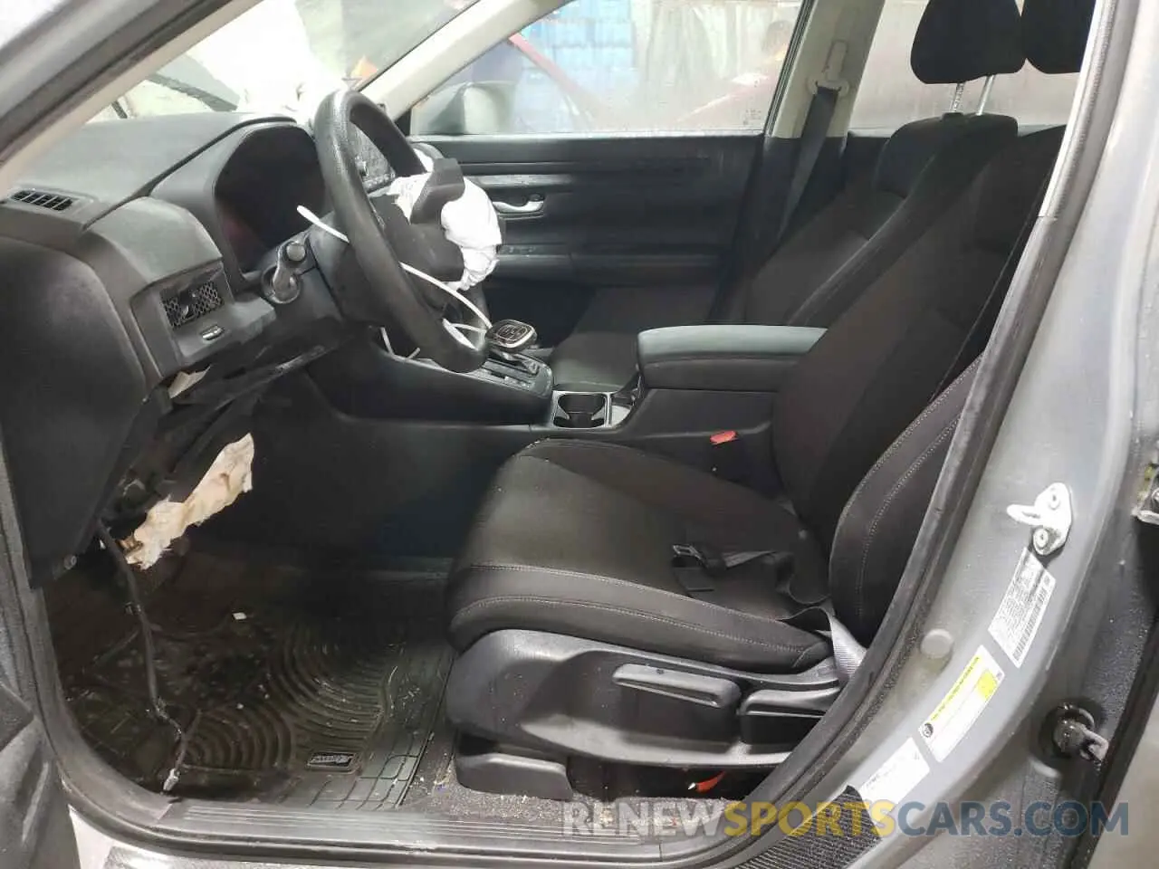 7 Photograph of a damaged car 2HKRS4H29RH403411 HONDA CRV 2024