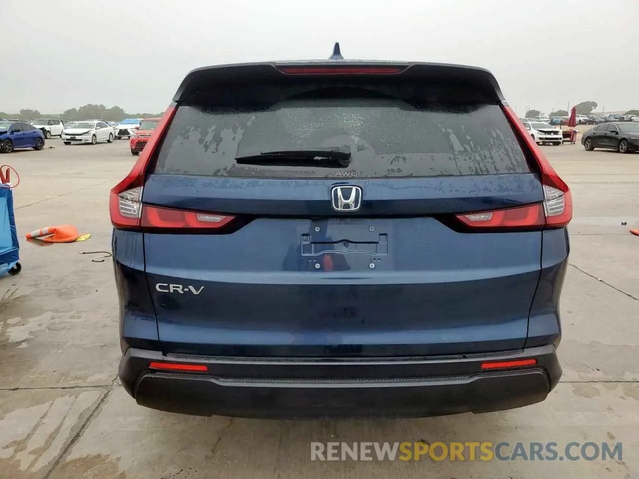 6 Photograph of a damaged car 2HKRS4H40RH420728 HONDA CRV 2024