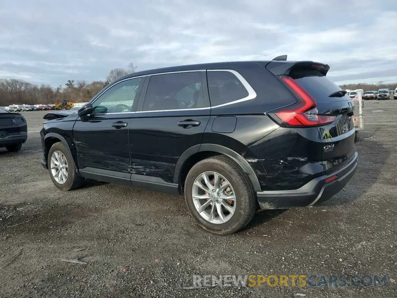 2 Photograph of a damaged car 2HKRS4H42RH463872 HONDA CRV 2024