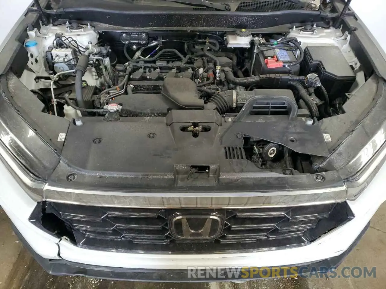 12 Photograph of a damaged car 2HKRS4H45RH421342 HONDA CRV 2024