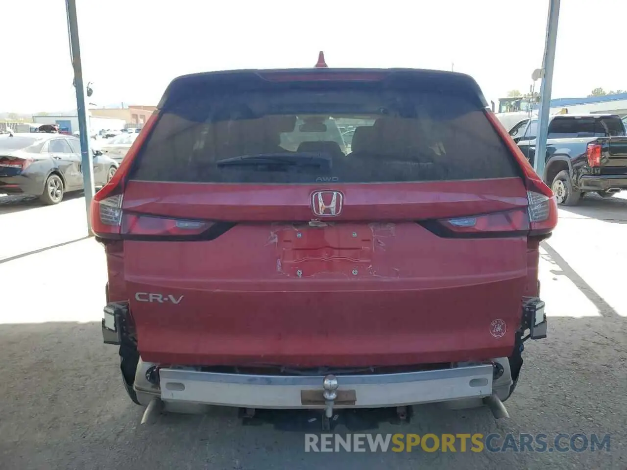 6 Photograph of a damaged car 2HKRS4H45RH482903 HONDA CRV 2024
