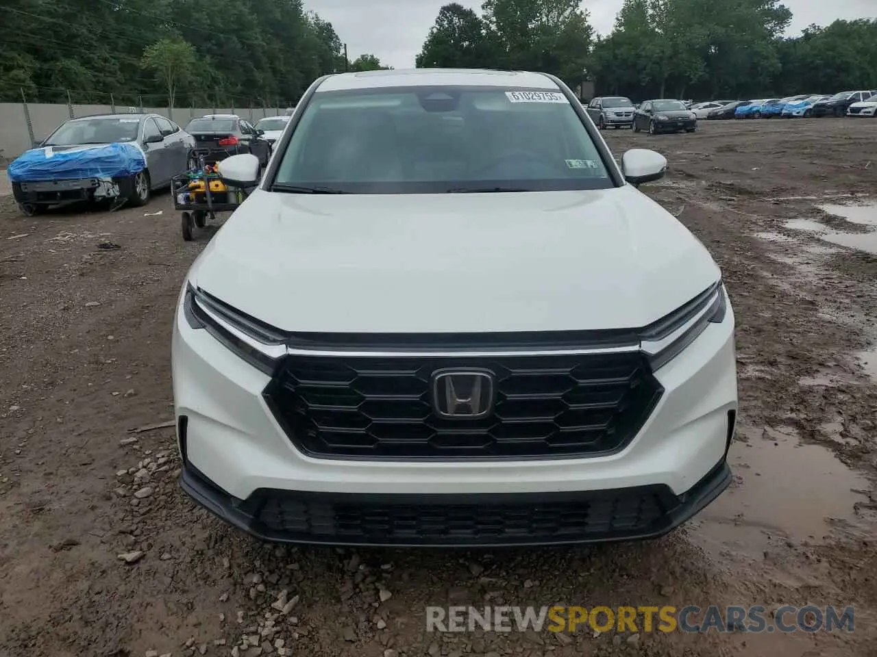 5 Photograph of a damaged car 2HKRS4H47RH459736 HONDA CRV 2024