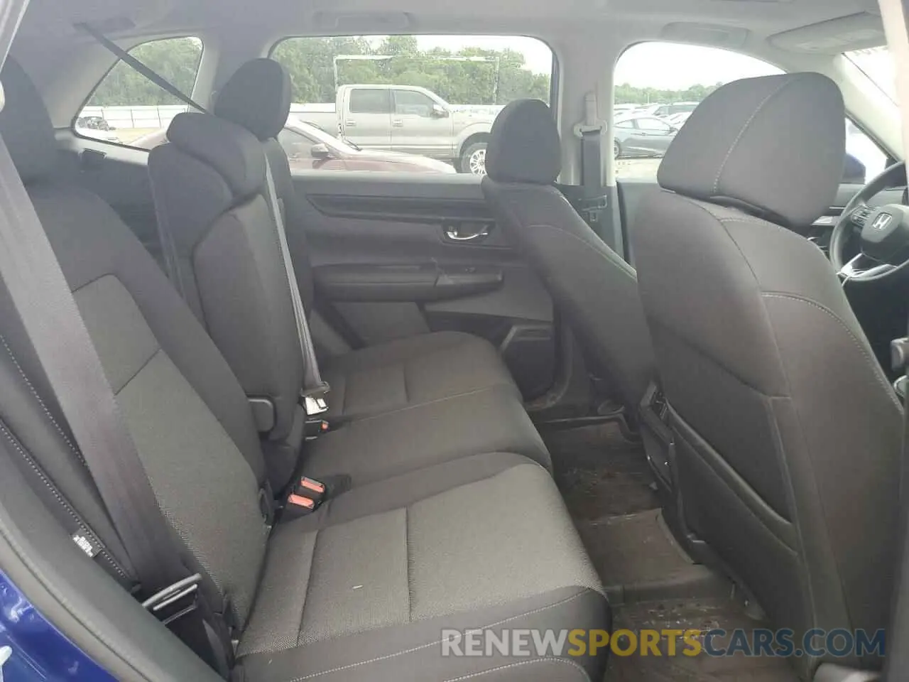11 Photograph of a damaged car 2HKRS4H48RH410254 HONDA CRV 2024
