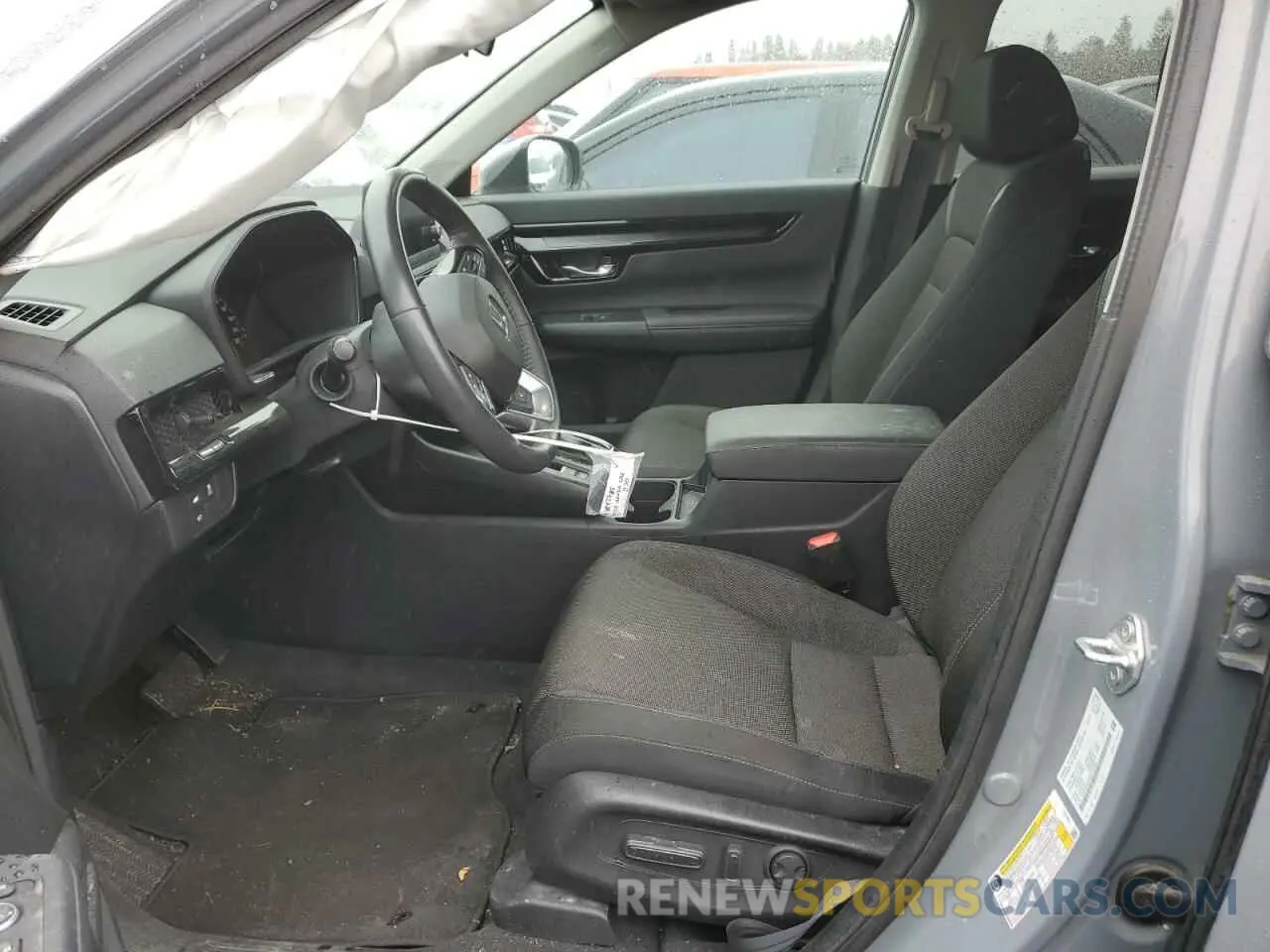 7 Photograph of a damaged car 2HKRS4H58RH115390 HONDA CRV 2024