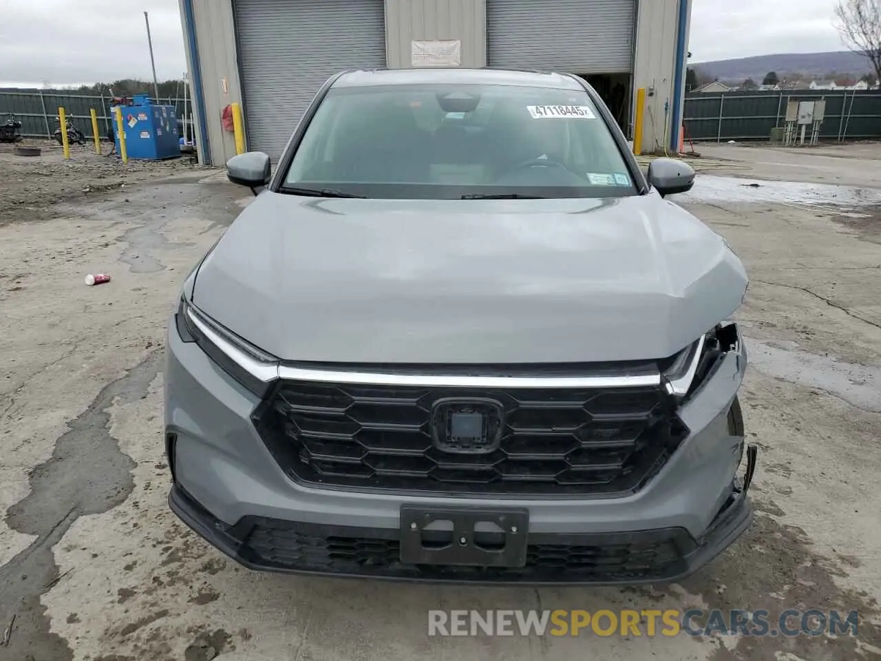 5 Photograph of a damaged car 2HKRS4H70RH422795 HONDA CRV 2024