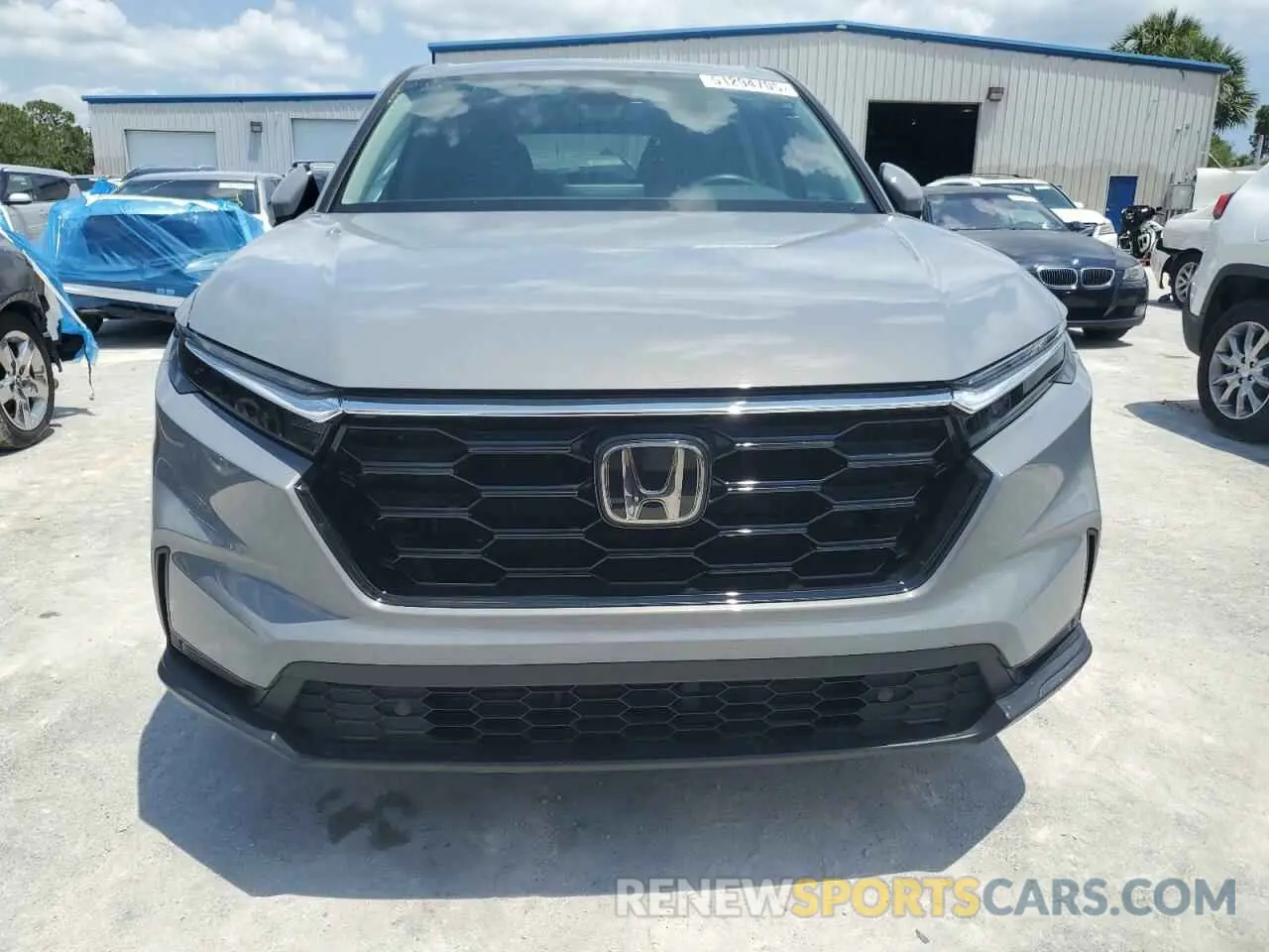 5 Photograph of a damaged car 2HKRS4H72RH401365 HONDA CRV 2024