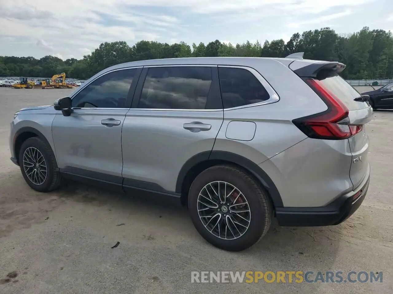2 Photograph of a damaged car 2HKRS4H73RH411905 HONDA CRV 2024