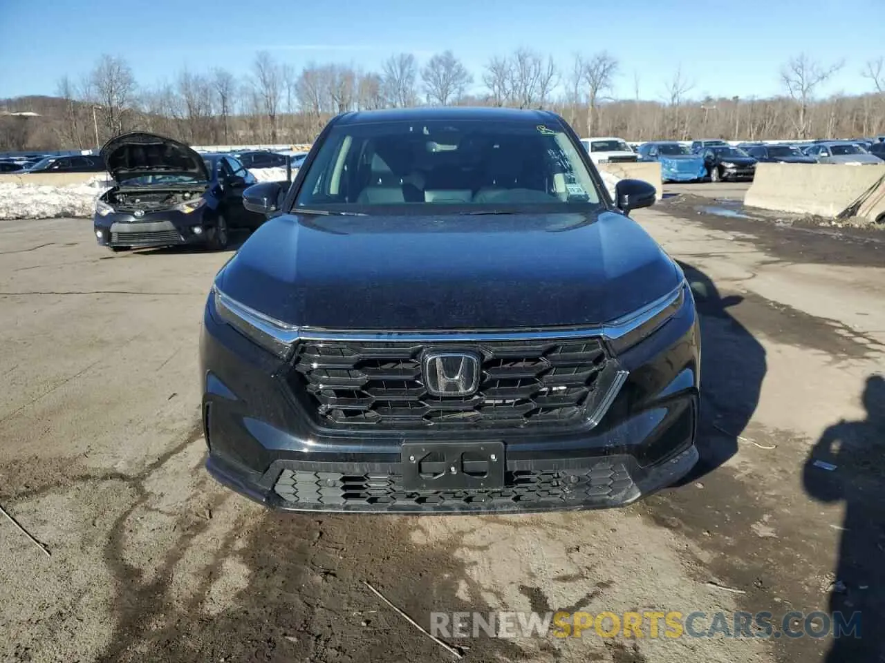 5 Photograph of a damaged car 2HKRS4H73RH426193 HONDA CRV 2024