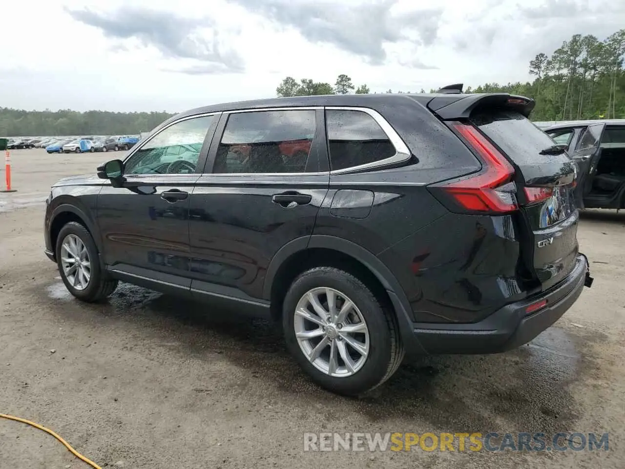 2 Photograph of a damaged car 2HKRS4H74RH419866 HONDA CRV 2024