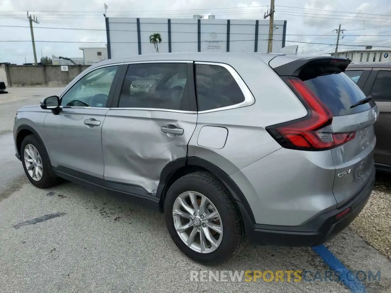 2 Photograph of a damaged car 2HKRS4H74RH473619 HONDA CRV 2024