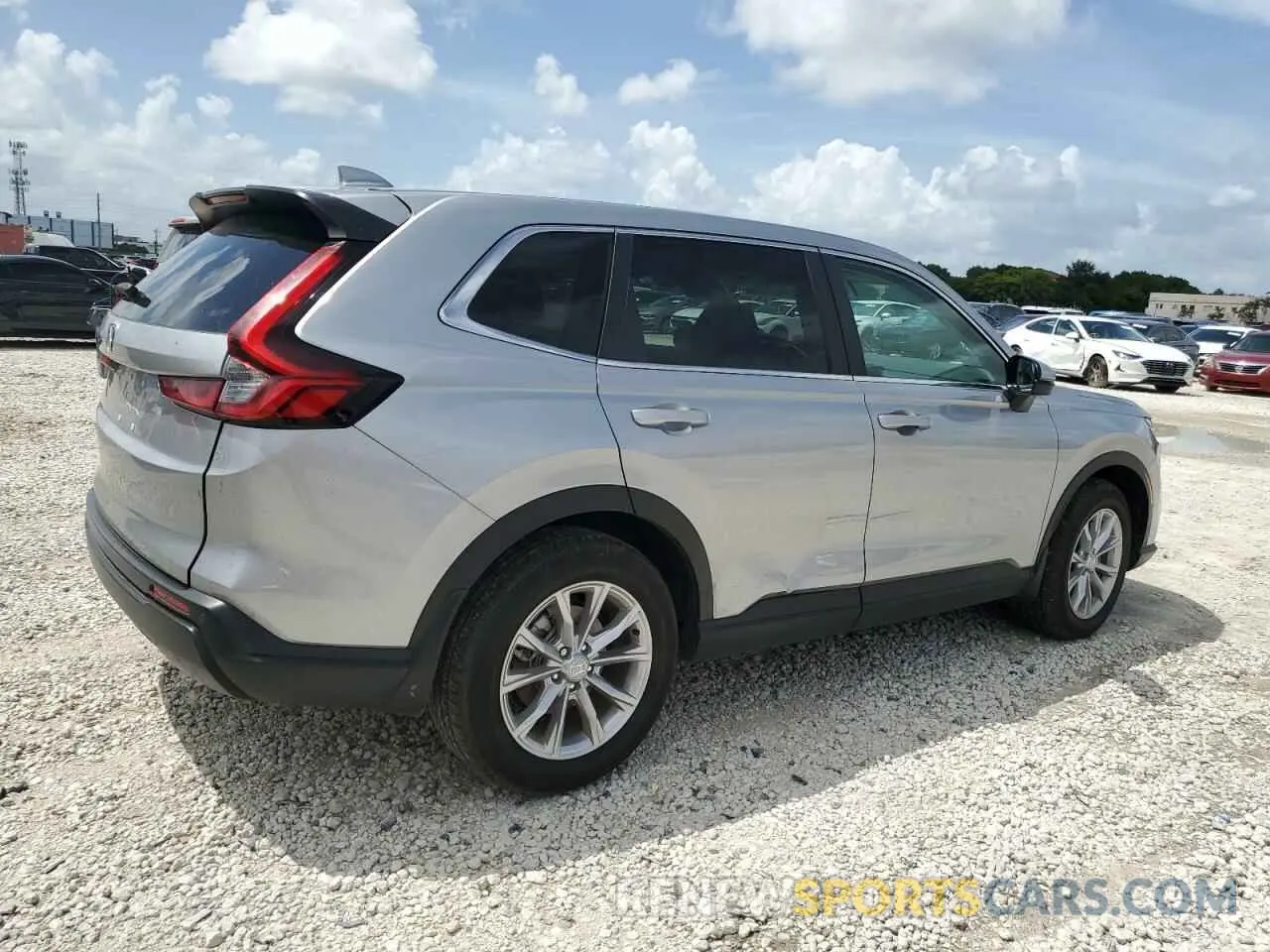 3 Photograph of a damaged car 2HKRS4H74RH473619 HONDA CRV 2024