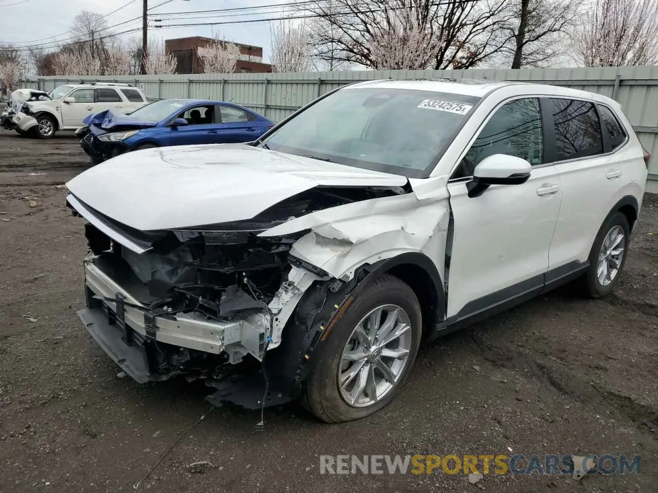 1 Photograph of a damaged car 2HKRS4H78RH404464 HONDA CRV 2024