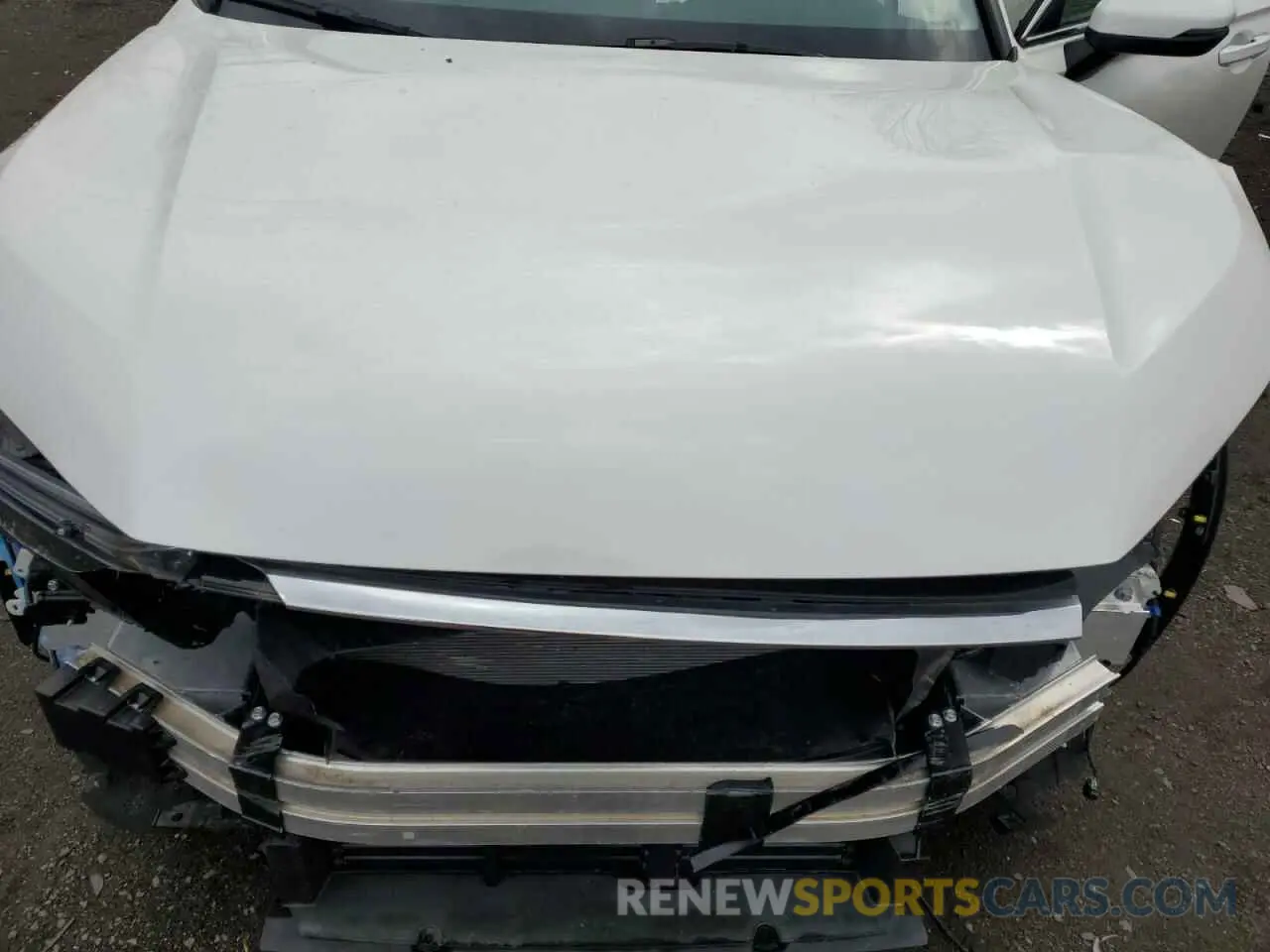 12 Photograph of a damaged car 2HKRS4H78RH404464 HONDA CRV 2024