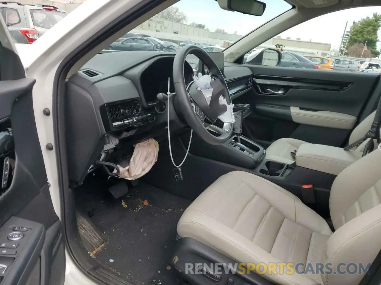 7 Photograph of a damaged car 2HKRS4H78RH404464 HONDA CRV 2024