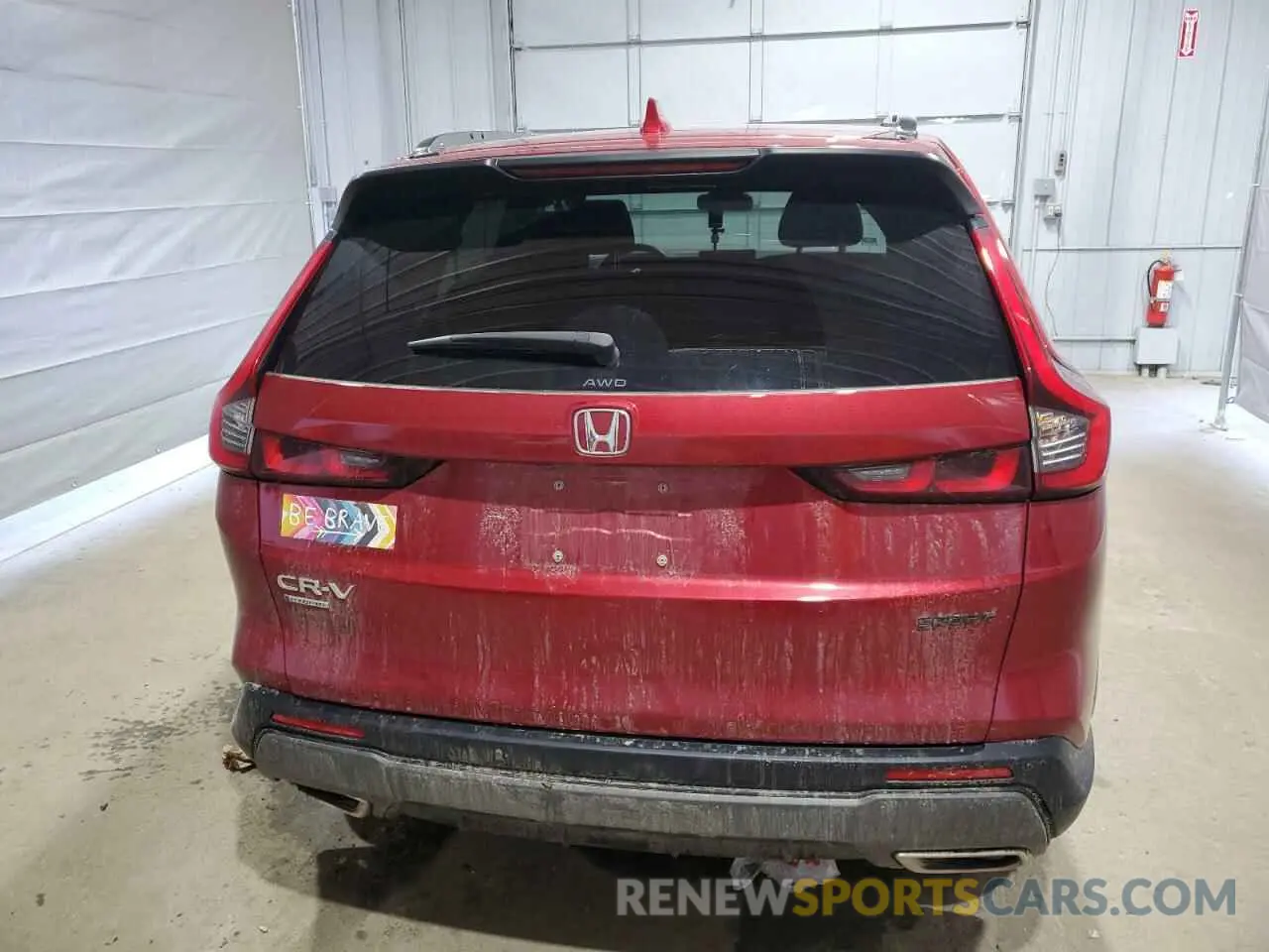 6 Photograph of a damaged car 2HKRS6H54RH803964 HONDA CRV 2024