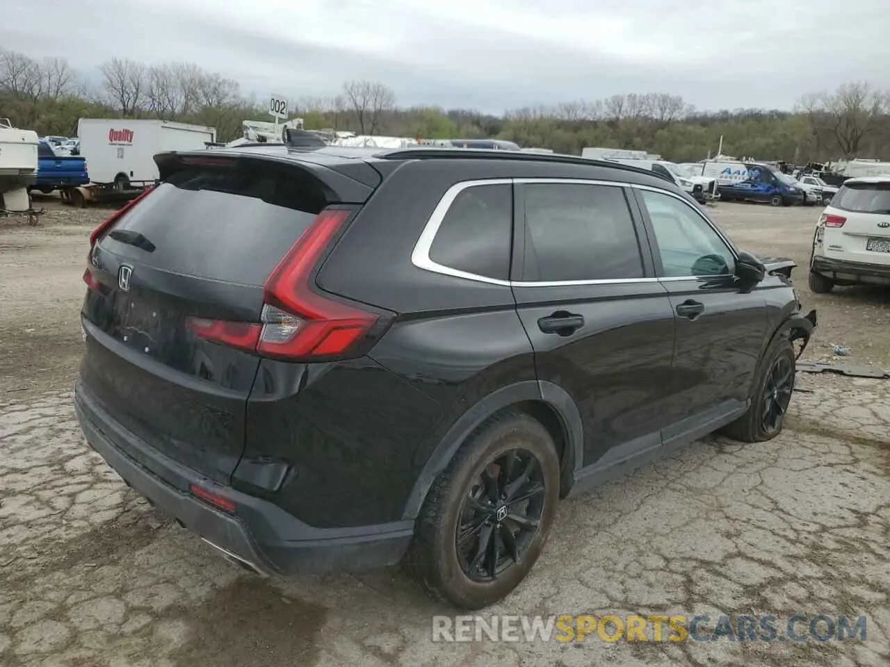 3 Photograph of a damaged car 2HKRS6H5XRH807744 HONDA CRV 2024
