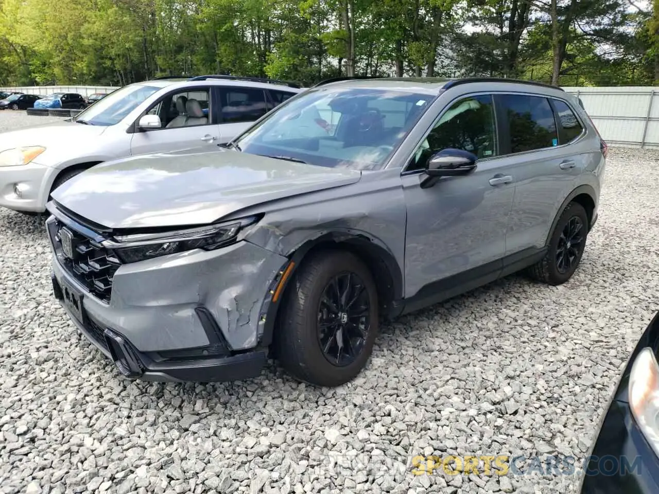 1 Photograph of a damaged car 2HKRS6H80RH802286 HONDA CRV 2024