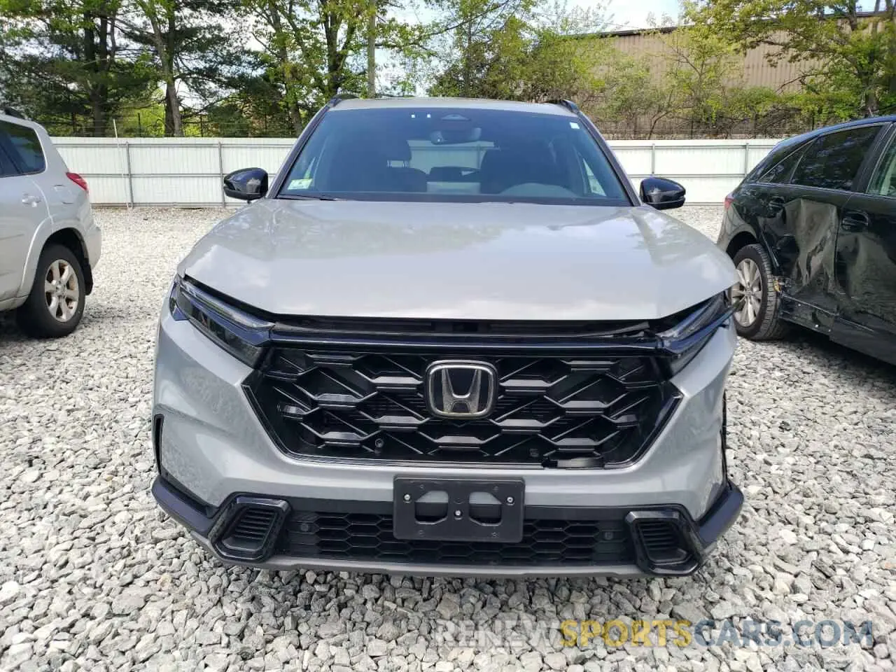 5 Photograph of a damaged car 2HKRS6H80RH802286 HONDA CRV 2024
