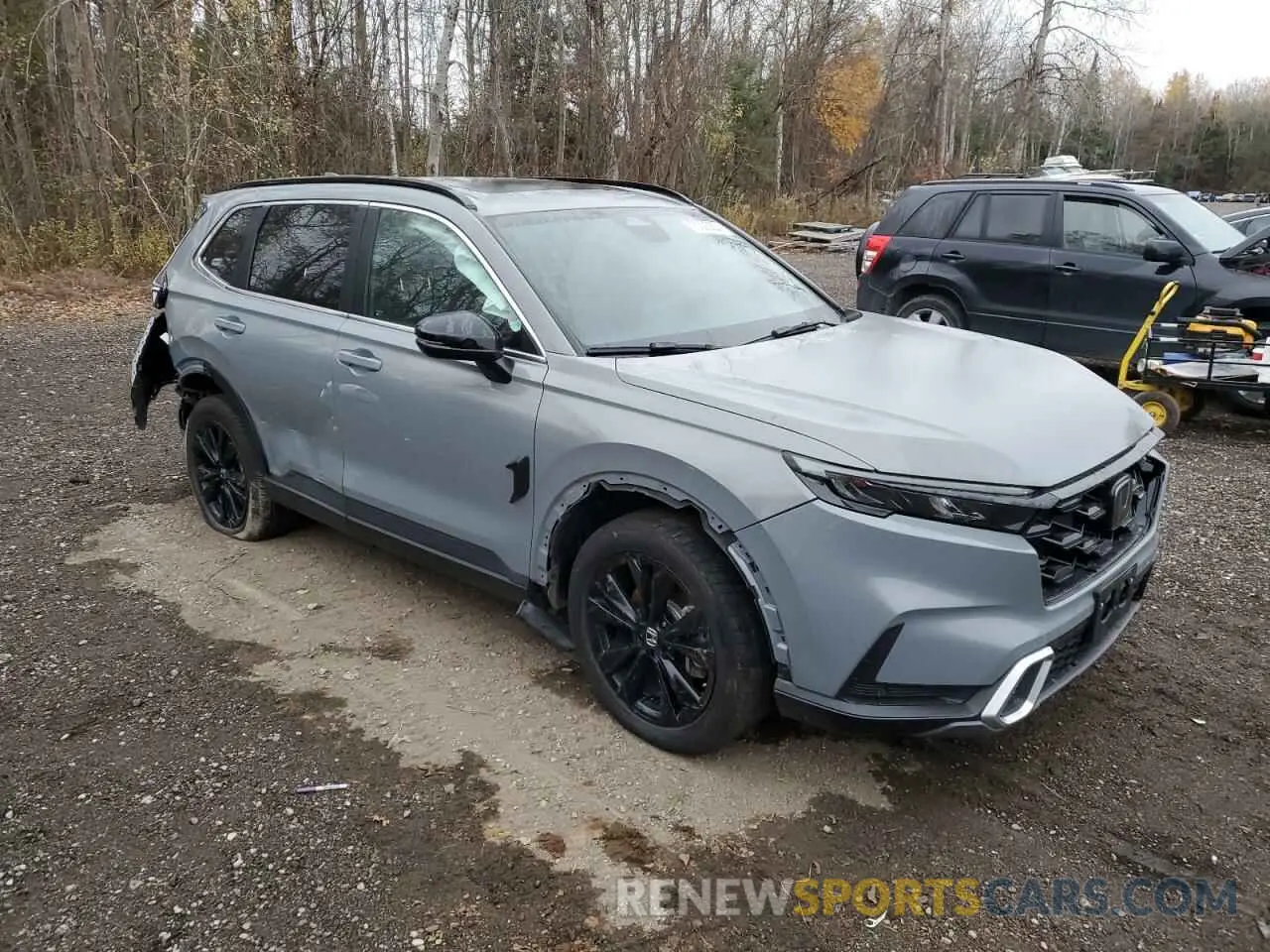 4 Photograph of a damaged car 2HKRS6H92RH214219 HONDA CRV 2024