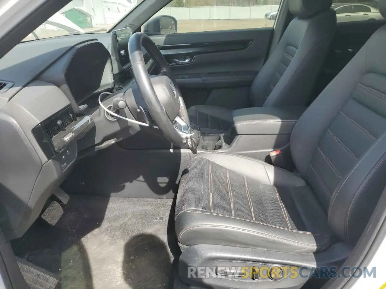 7 Photograph of a damaged car 2HKRS6H96RH207323 HONDA CRV 2024