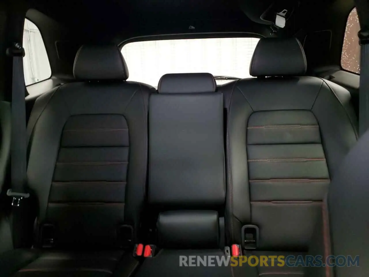 10 Photograph of a damaged car 2HKRS6H96RH802172 HONDA CRV 2024