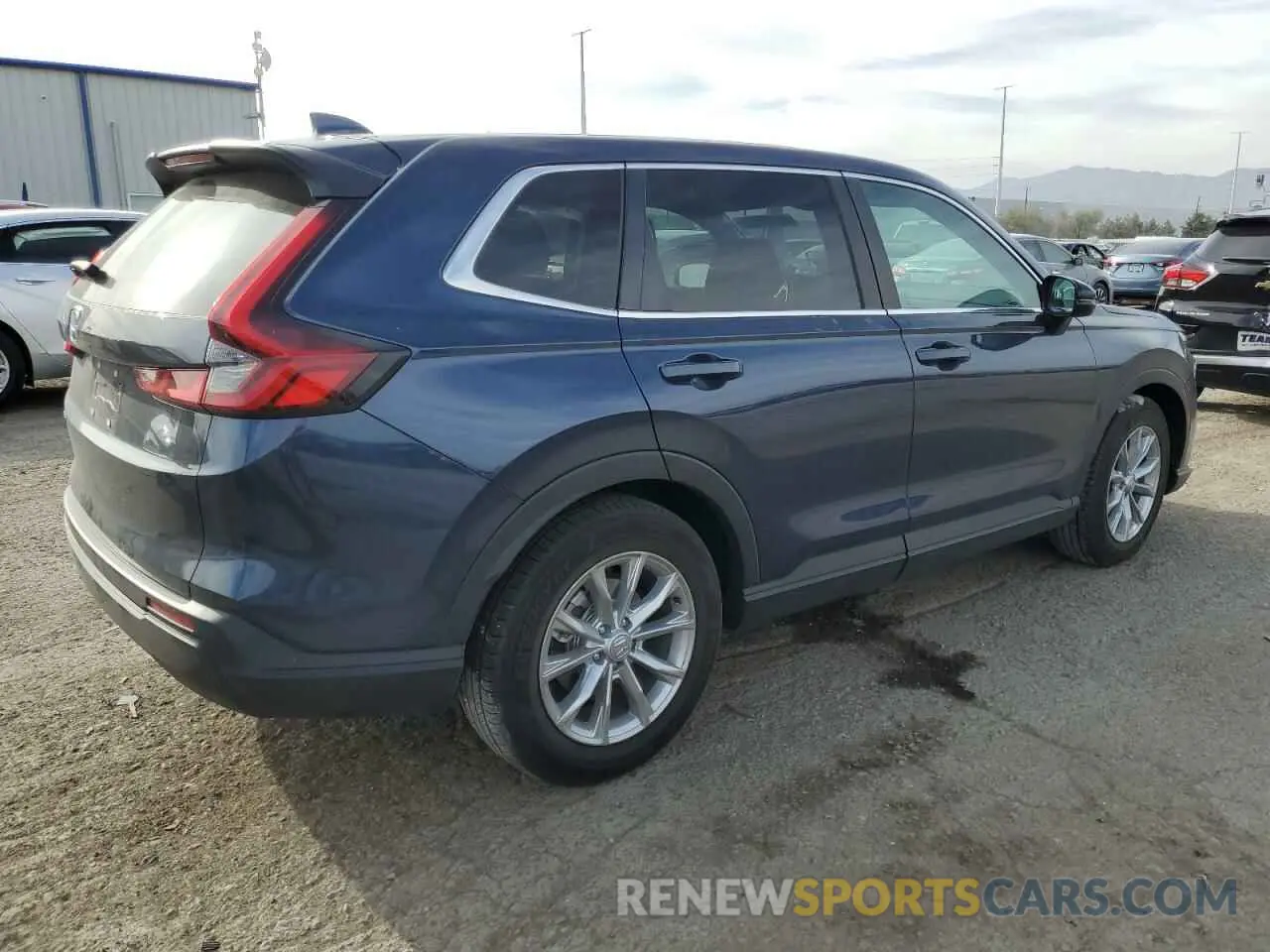3 Photograph of a damaged car 5J6RS3H46RL005235 HONDA CRV 2024