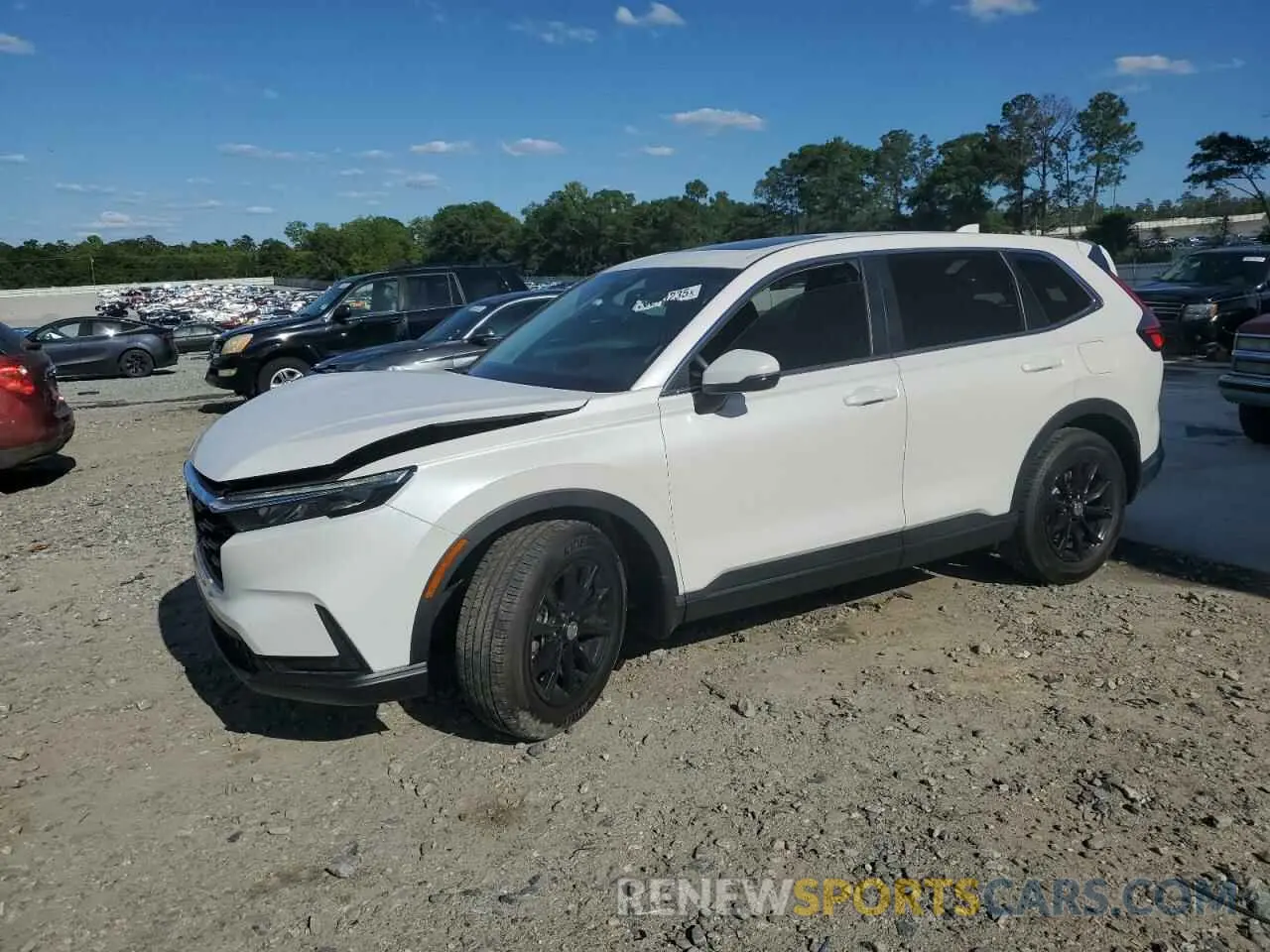 1 Photograph of a damaged car 5J6RS3H79RL009354 HONDA CRV 2024