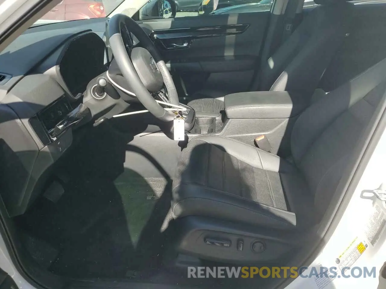7 Photograph of a damaged car 5J6RS3H79RL009354 HONDA CRV 2024