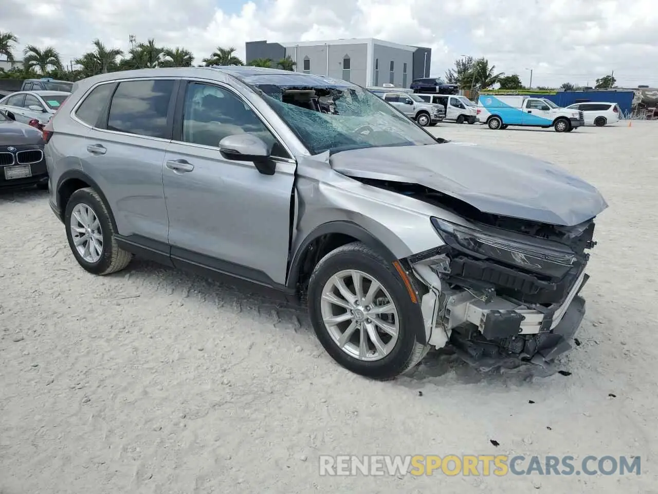 4 Photograph of a damaged car 5J6RS4H4XRL006961 HONDA CRV 2024