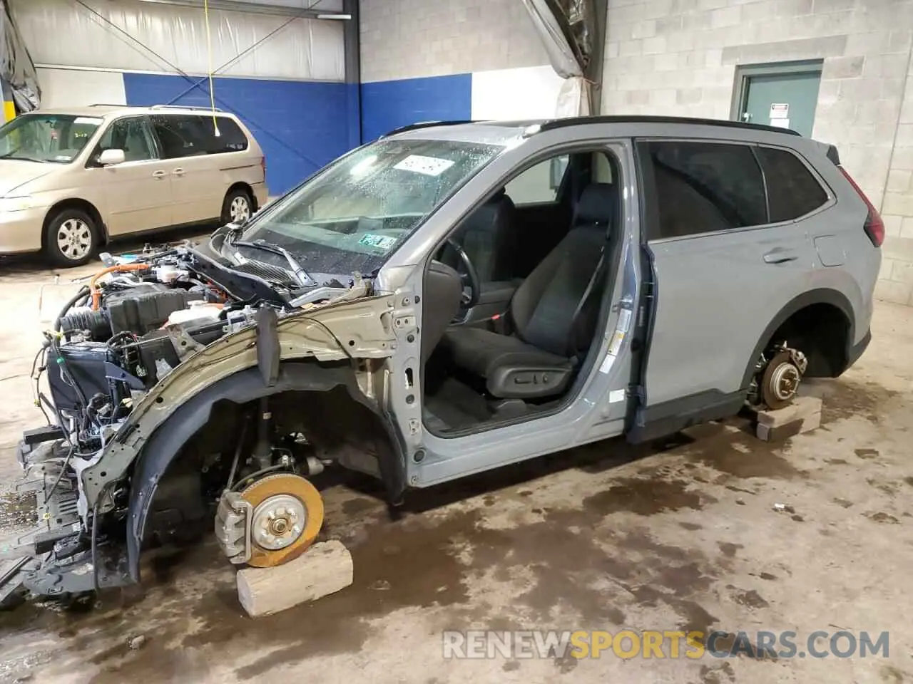 1 Photograph of a damaged car 5J6RS6H50RL007864 HONDA CRV 2024