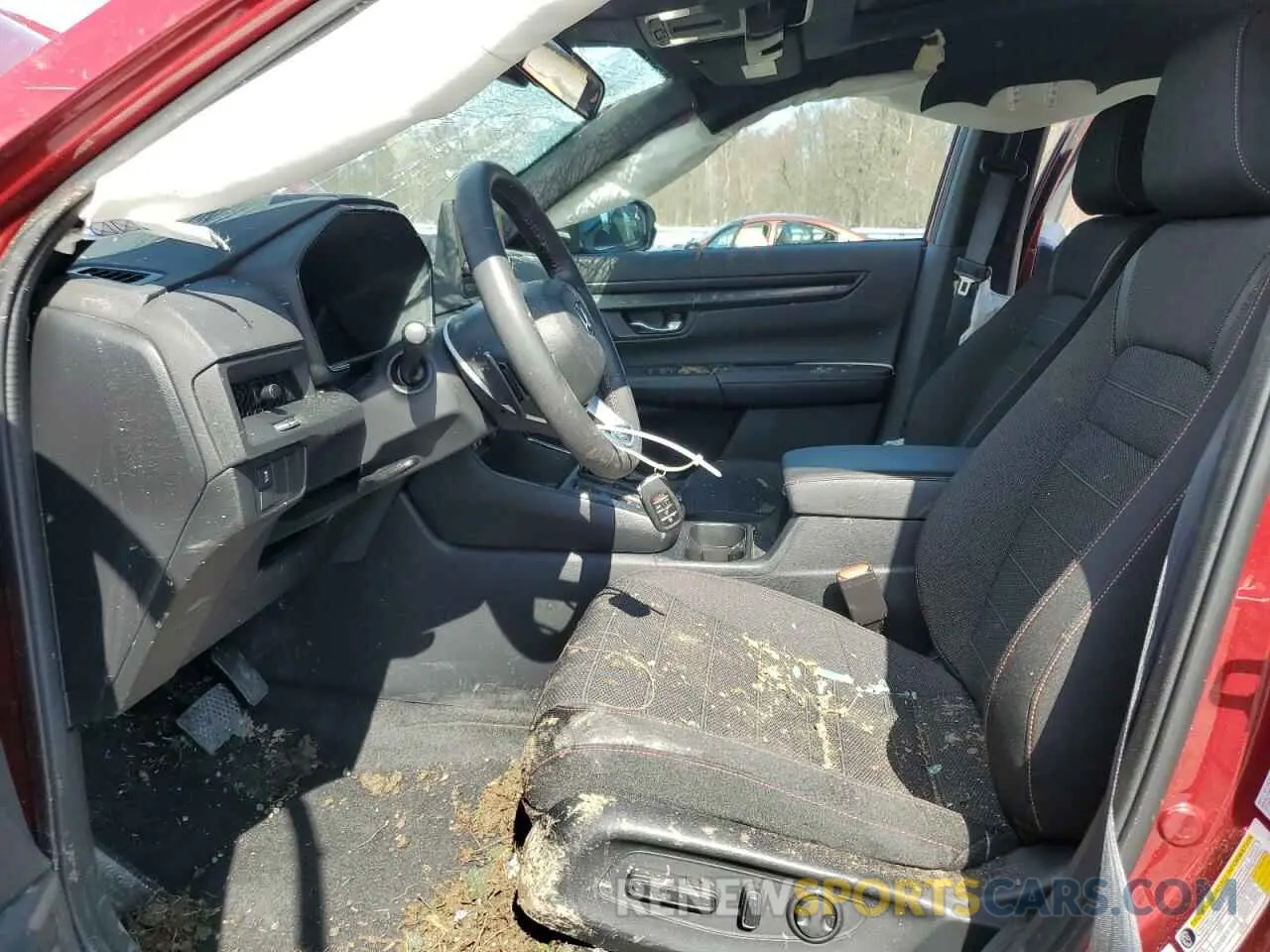 7 Photograph of a damaged car 5J6RS6H50RL033087 HONDA CRV 2024