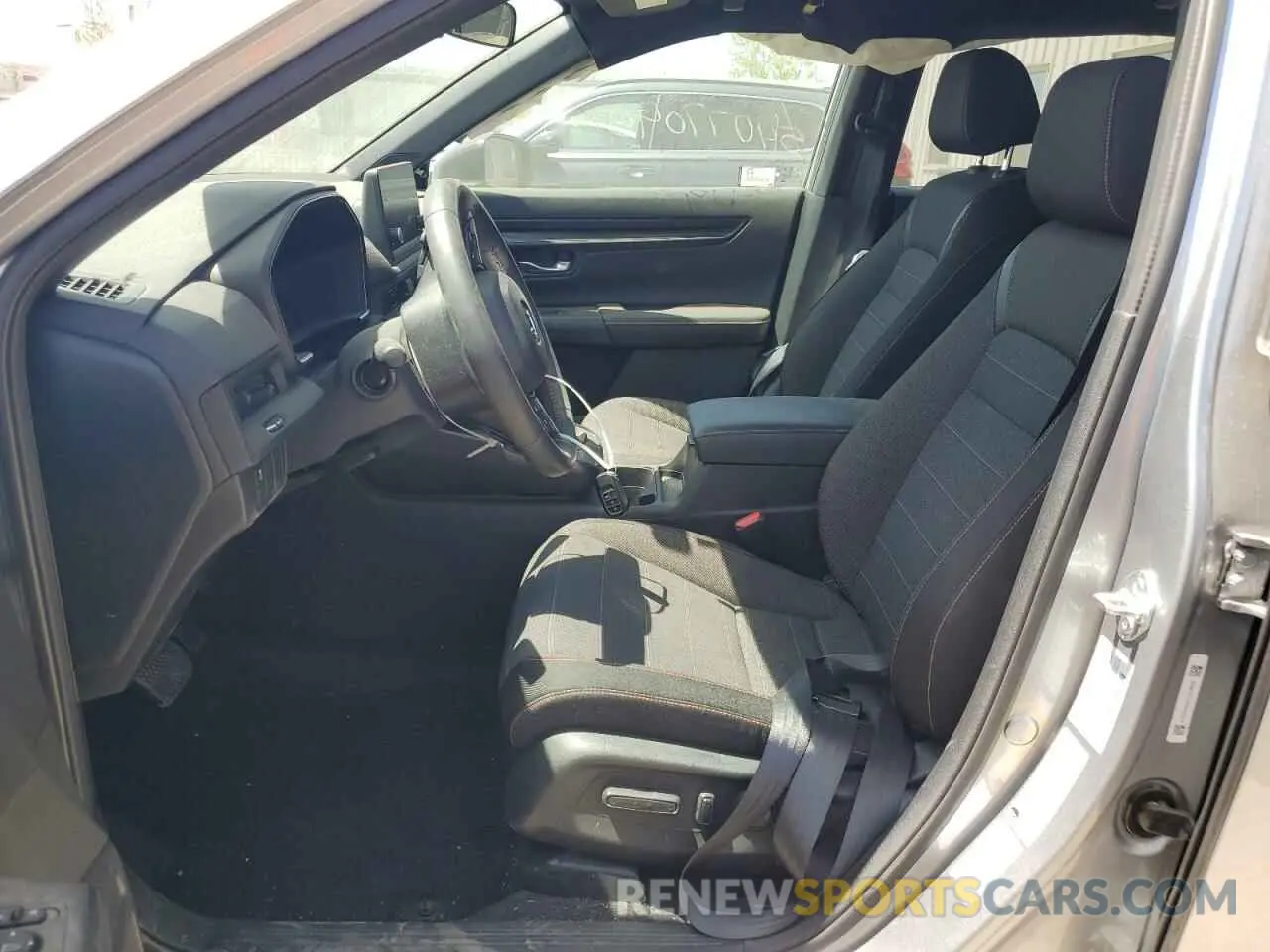 7 Photograph of a damaged car 5J6RS6H53RL028689 HONDA CRV 2024
