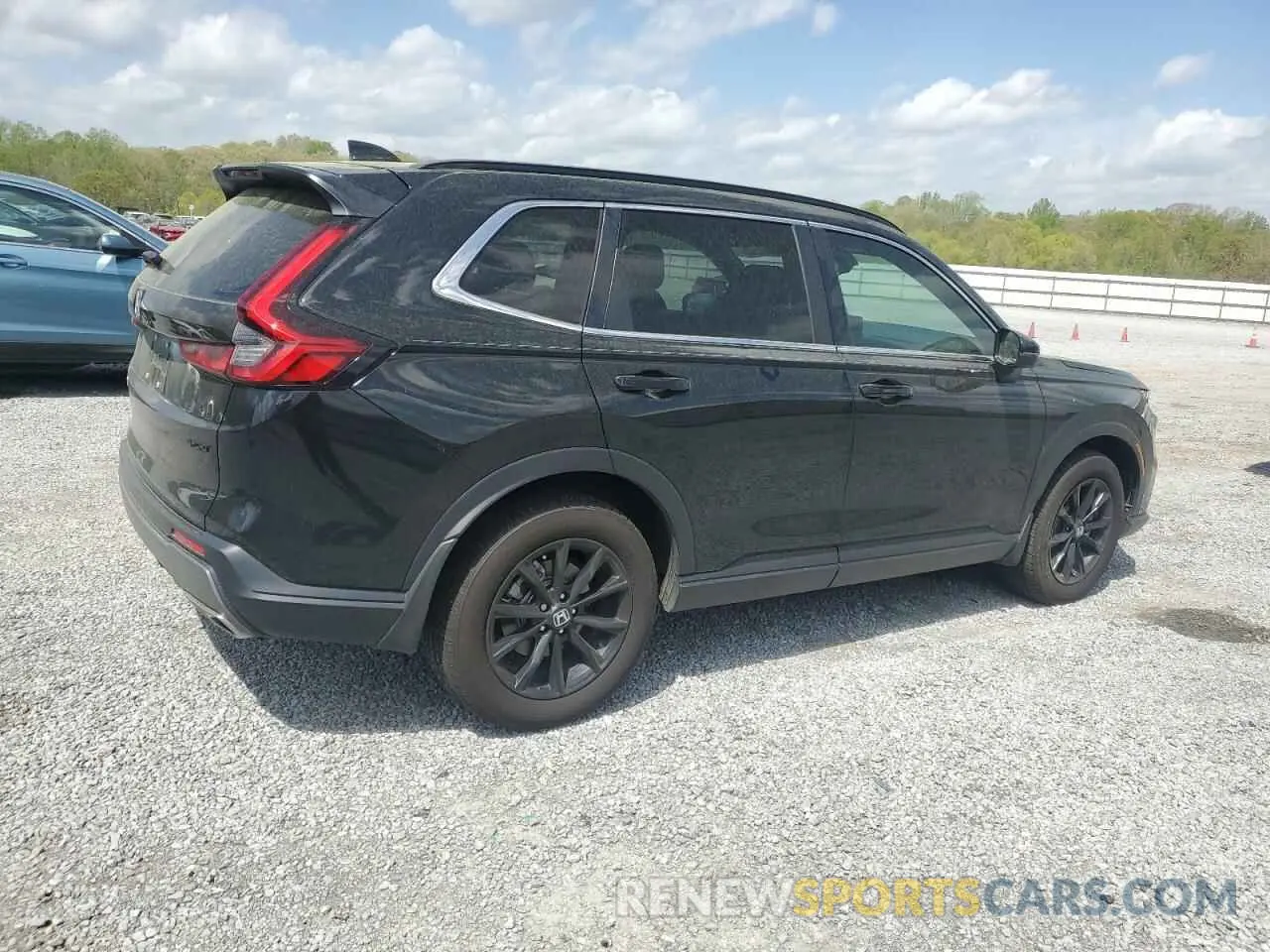 3 Photograph of a damaged car 5J6RS6H5XRL031735 HONDA CRV 2024