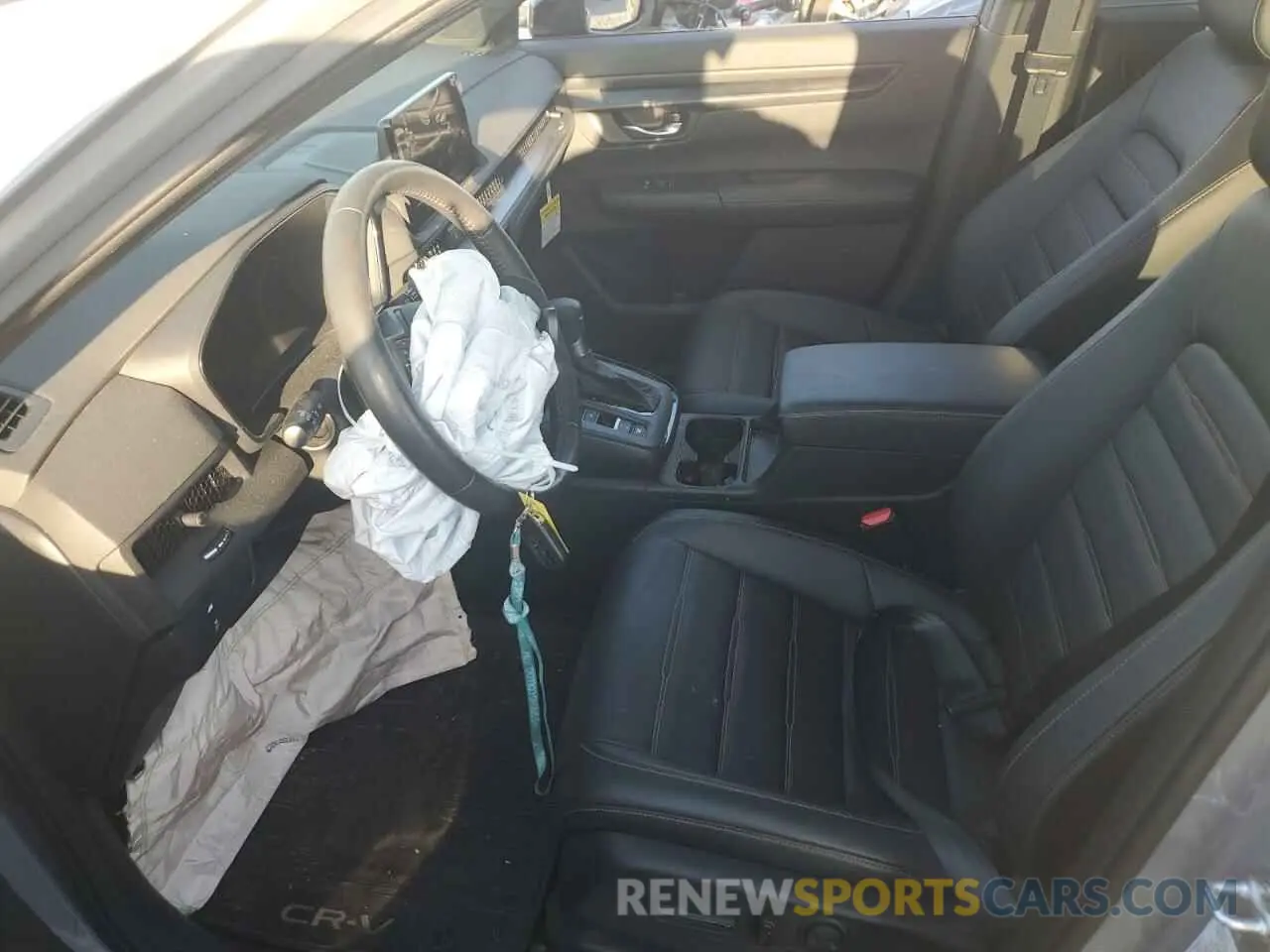 7 Photograph of a damaged car 5J6RS6H83RL033241 HONDA CRV 2024