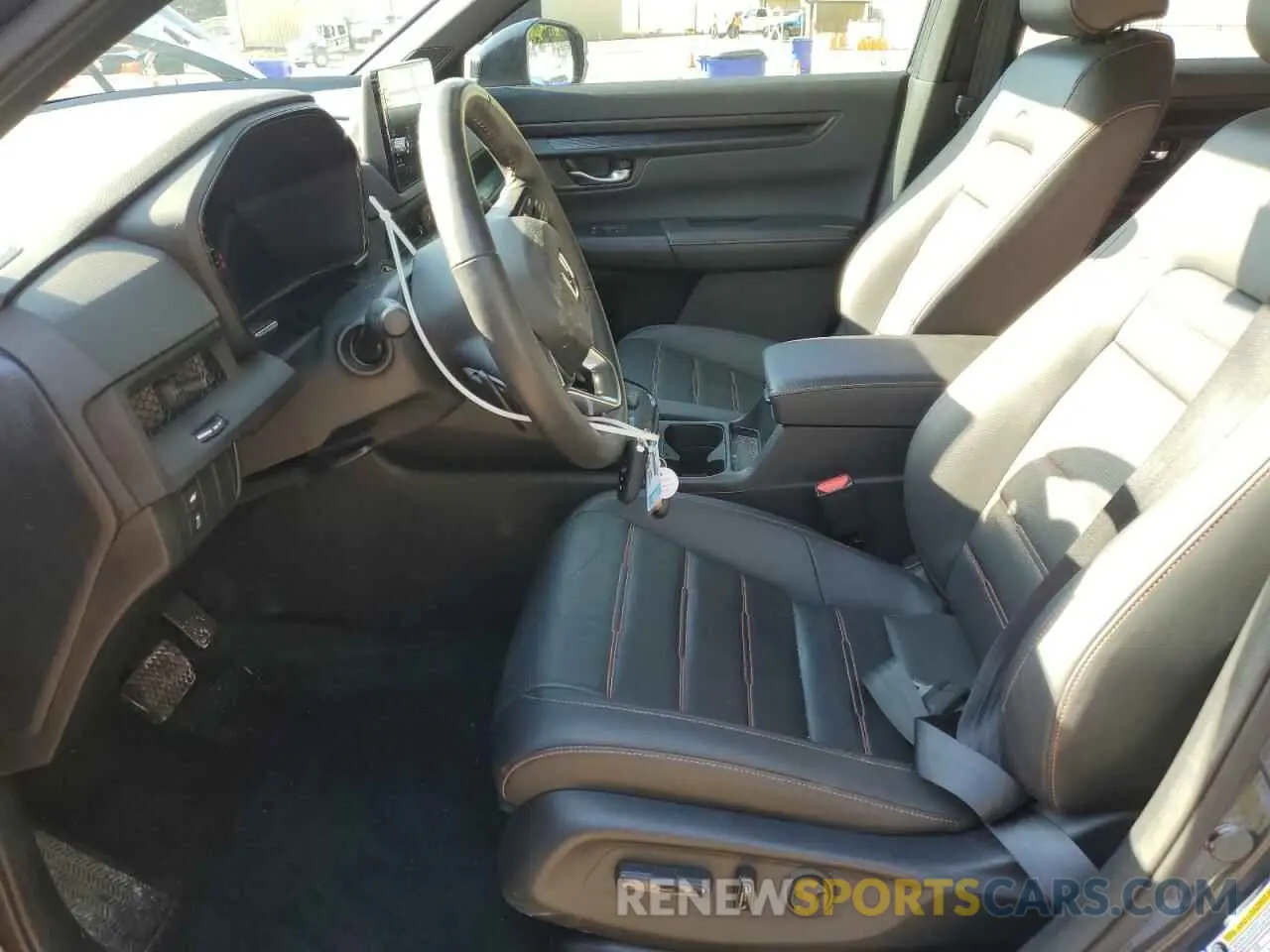 7 Photograph of a damaged car 5J6RS6H85RL035623 HONDA CRV 2024