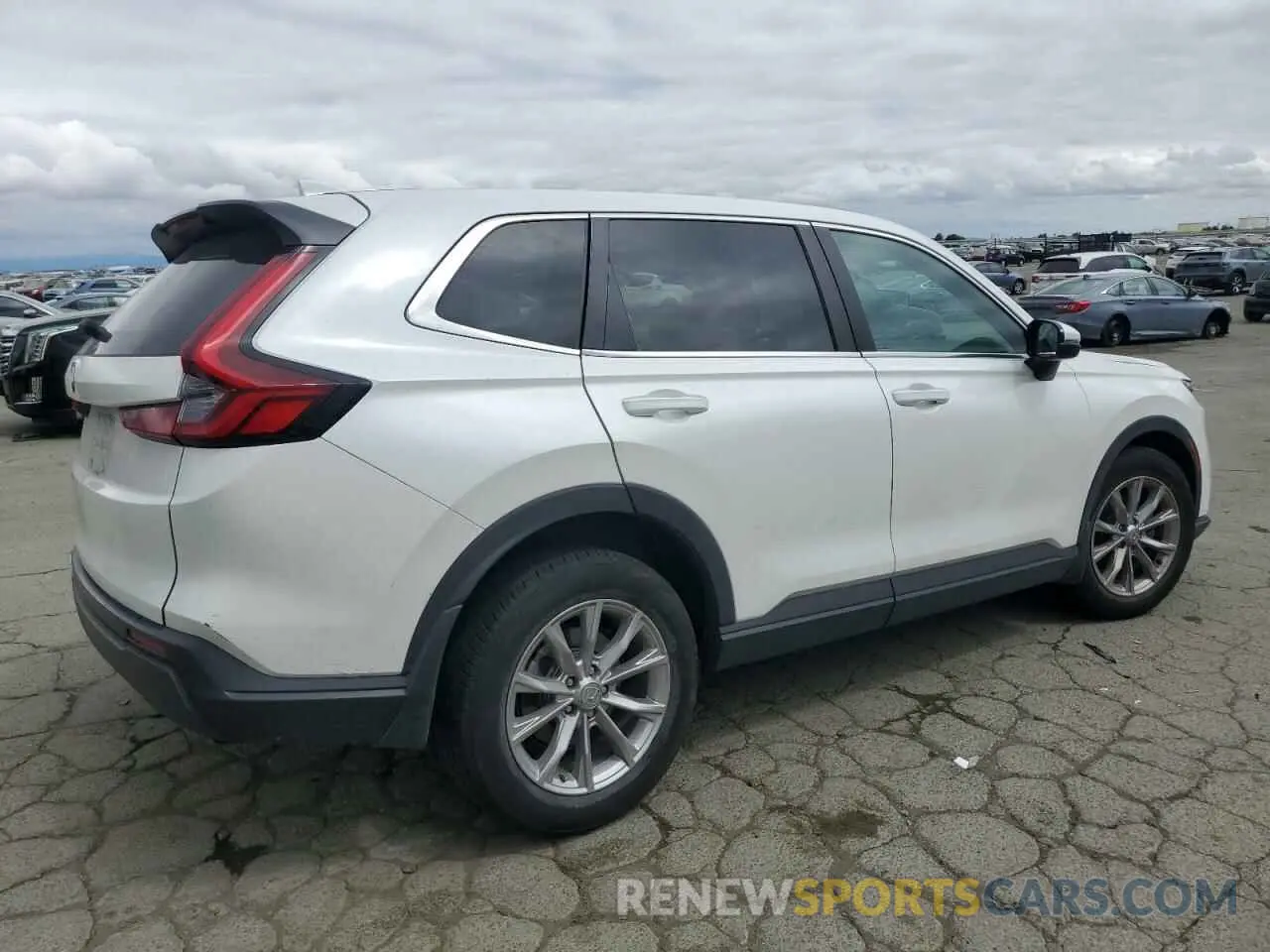 3 Photograph of a damaged car 7FARS4H43RE006829 HONDA CRV 2024